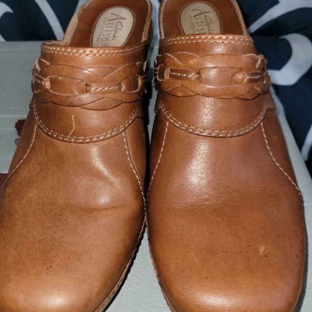 Clark's Artisan leather clogs with heel‎